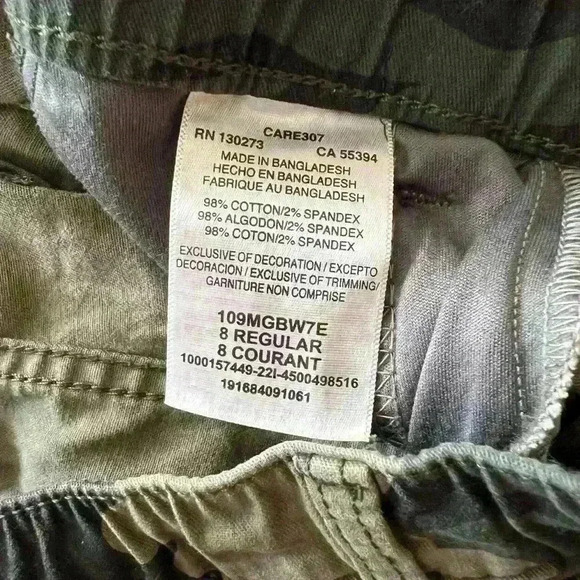 Boys camp Wrangler joggers - Picture 2 of 4